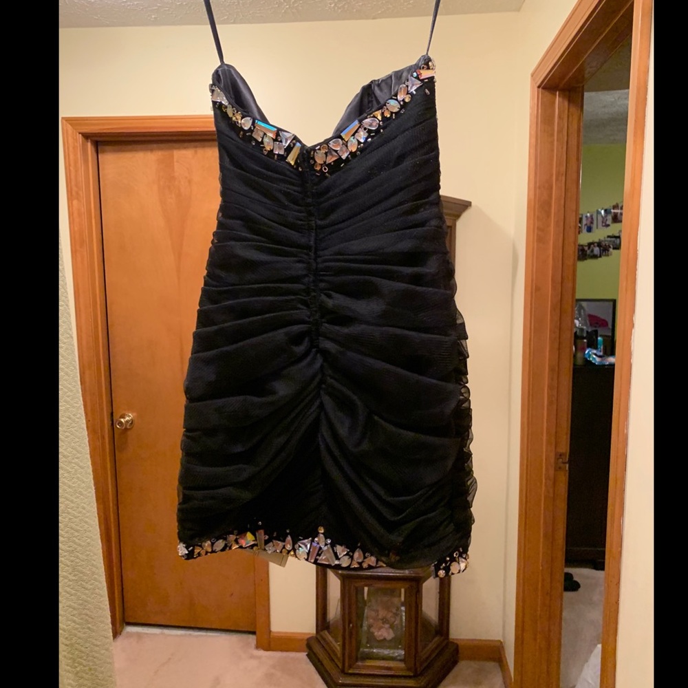 Homecoming dress - Picture 2 of 3